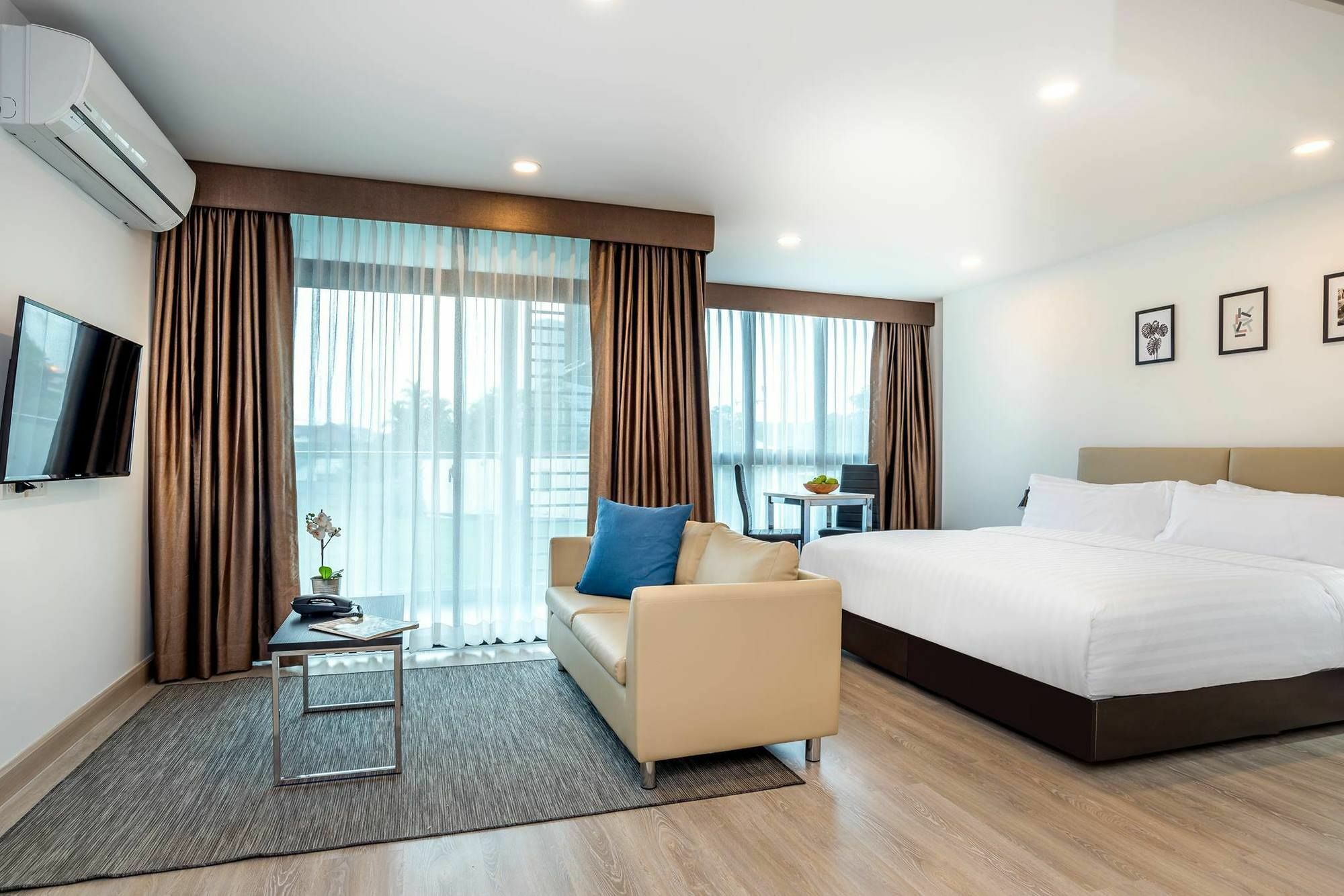 The Rizin Hotel Pattaya Exterior foto