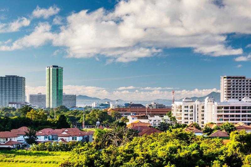 The Rizin Hotel Pattaya Exterior foto