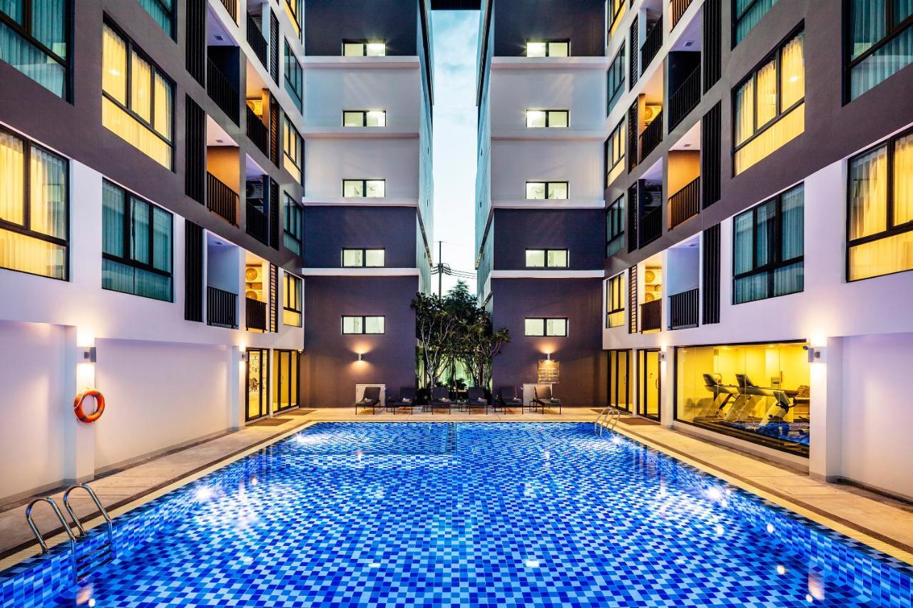 The Rizin Hotel Pattaya Exterior foto