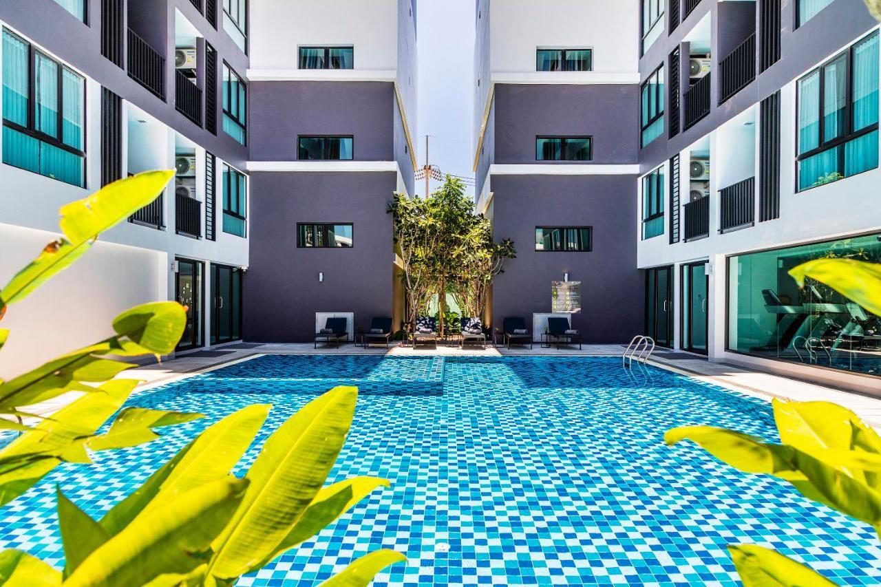 The Rizin Hotel Pattaya Exterior foto